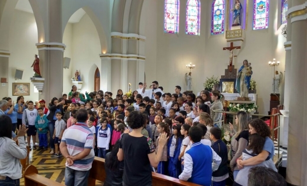 Celebrada Missa em Ao de Graas pelos 106 anos da Escola Municipal Honorato Borges