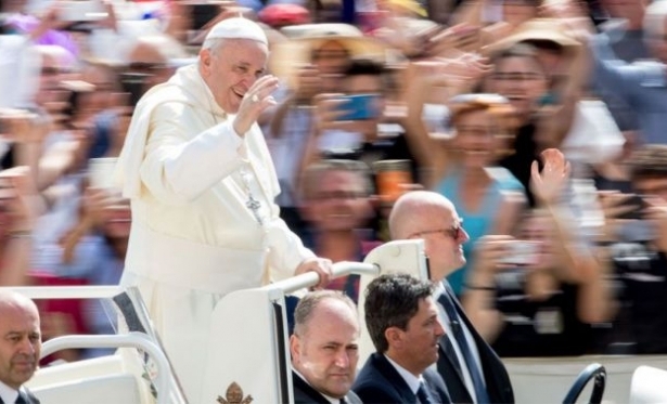 Papa destaca a importncia da Crisma para a unidade da Igreja