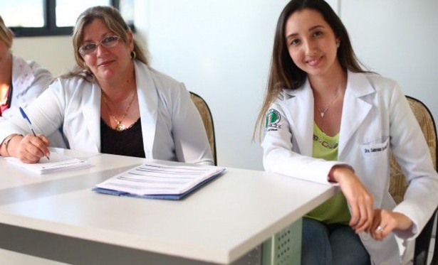 Mais Médicos abrirá inscrições para profissionais formados no exterior