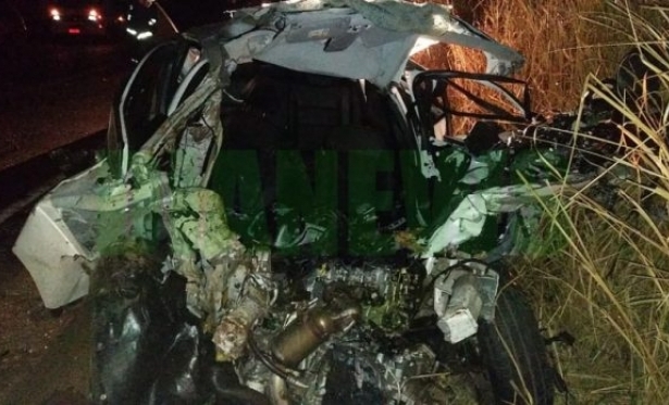 09/09 -HOMEM MORRE EM ACIDENTE NA MG 230 E MOTORISTA DE CAMINHO VAI PRESO
