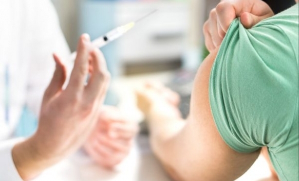 Vacinao de adultos contra sarampo fica aqum do esperado 