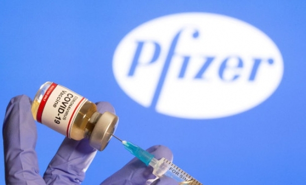 Agncia Europeia: cada frasco de vacina da Pfizer d para 06 doses