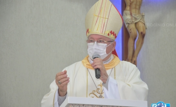 Bispo Diocesano autoriza missas com a presena de fiis