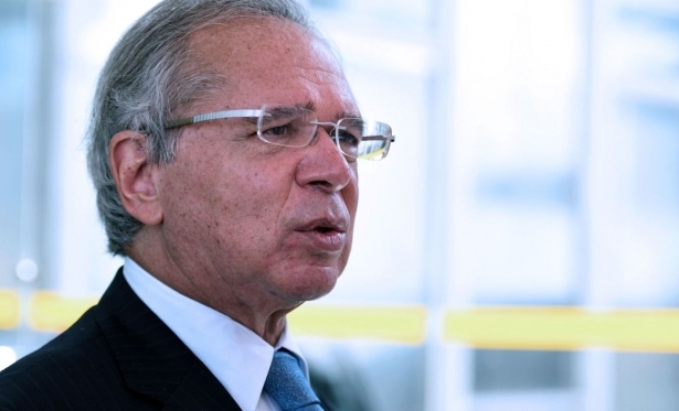 Governo deve anunciar prorrogao do auxlio nesta semana, diz Guedes