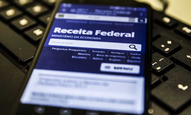 IRPF: Receita Federal paga lote residual de restituies