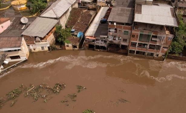 Maior desastre natural da histria, diz governador da Bahia