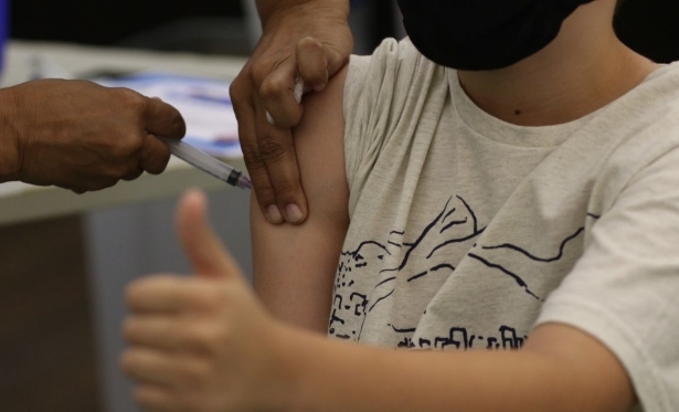 Brasil recebe mais 2,1 milhes de doses de vacinas da Pfizer